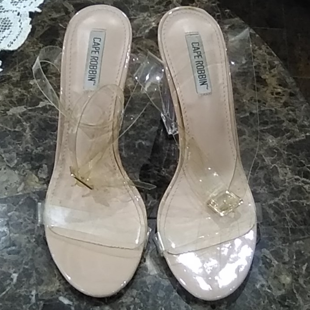 Women's Maria-2 Cape Robbin Transparent pumps